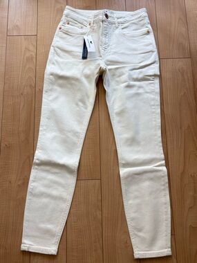 NWT Vineyard Vines Ecru Jamie High-Rise Stretch Skinny Jeans, Size 27/Small